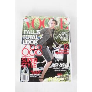 00's Vogue September Fall's Total Look Magazine